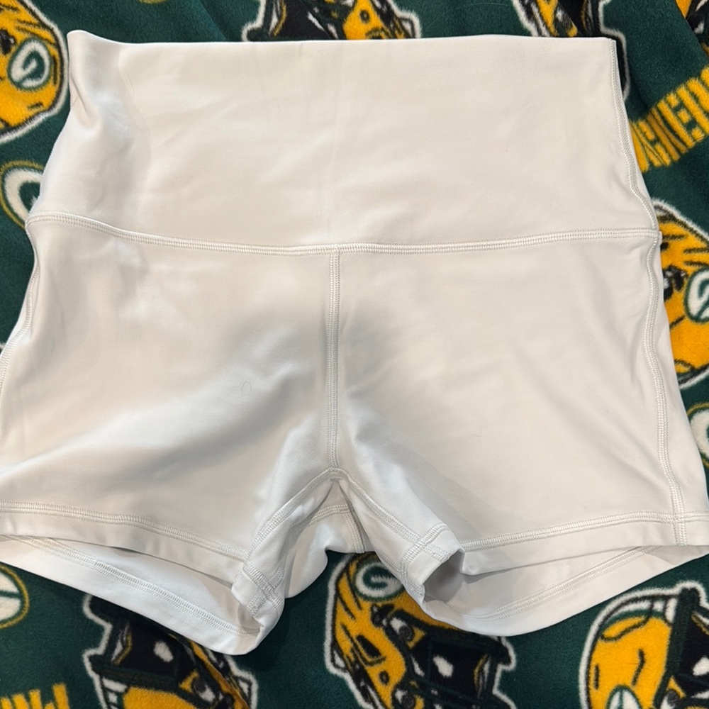 Lululemon align High-Waisted Shorts bone